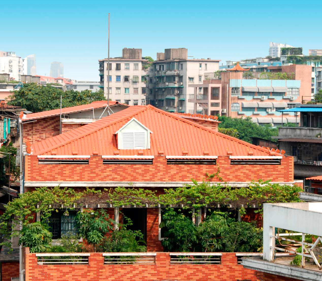 小心誤區(qū)：手感越重，就能說明合成樹脂瓦質(zhì)量越好嗎