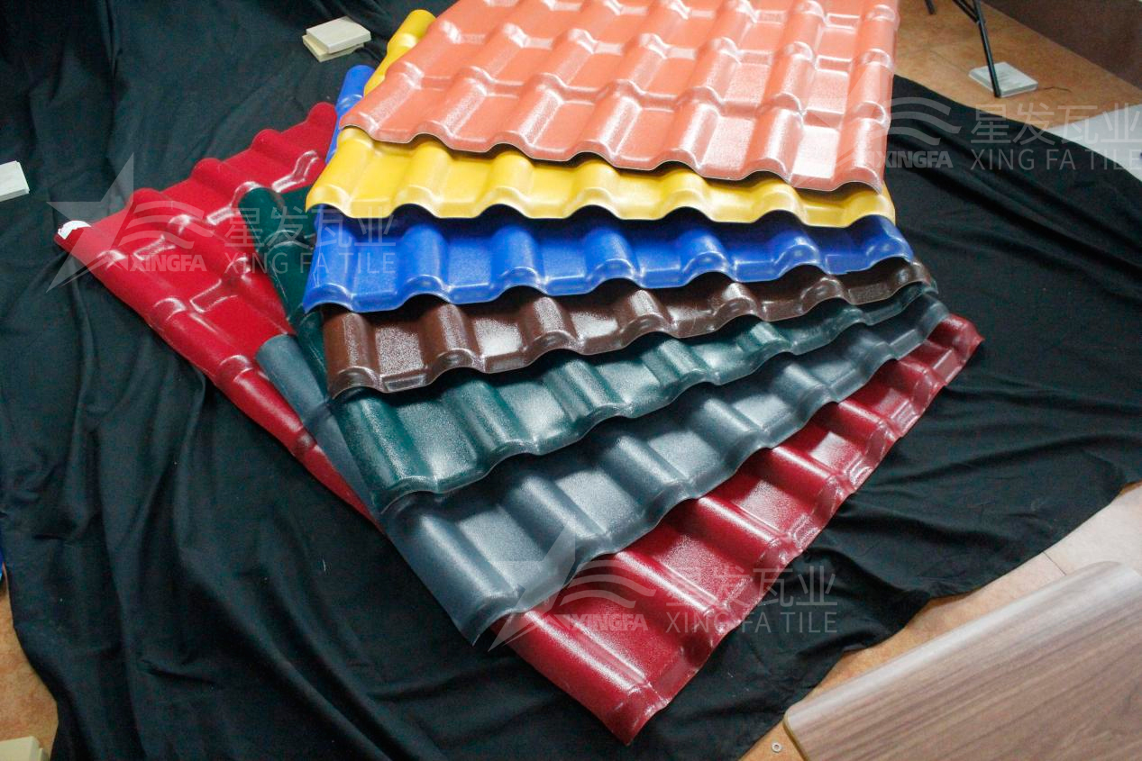 防腐屋面瓦廠家生產(chǎn)的樹脂瓦有哪3大必不可少的優(yōu)點(diǎn)？