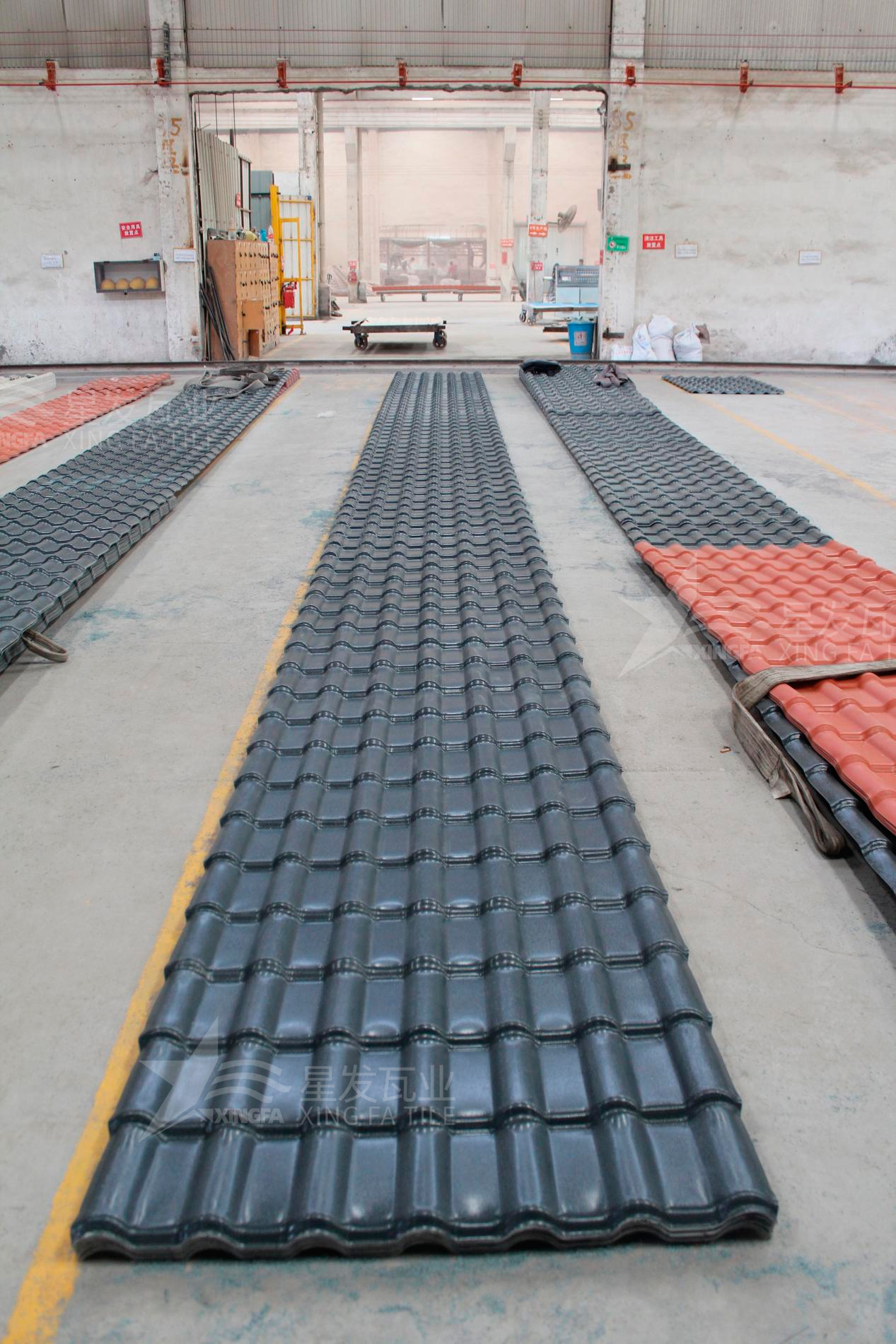 合成樹脂瓦色彩鮮艷光亮?xí)粫?huì)危害到身體健康呢？究竟是好是壞？