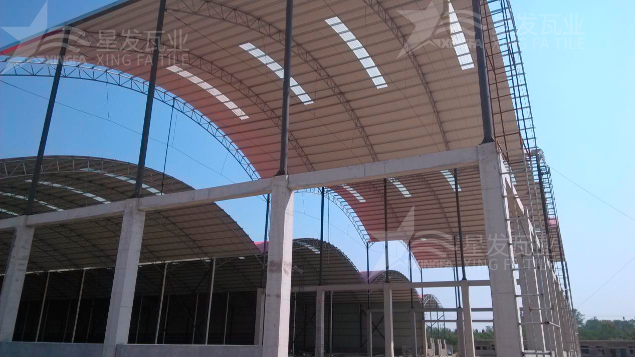 樹脂瓦廠家教你：在惡劣環(huán)境條件下，用什么屋面瓦安全又可靠？